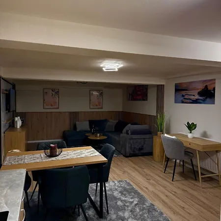 Lun Apartment
